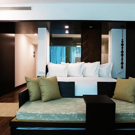 Eurobuilding Hotel & Suites Lecheria Buitenkant foto