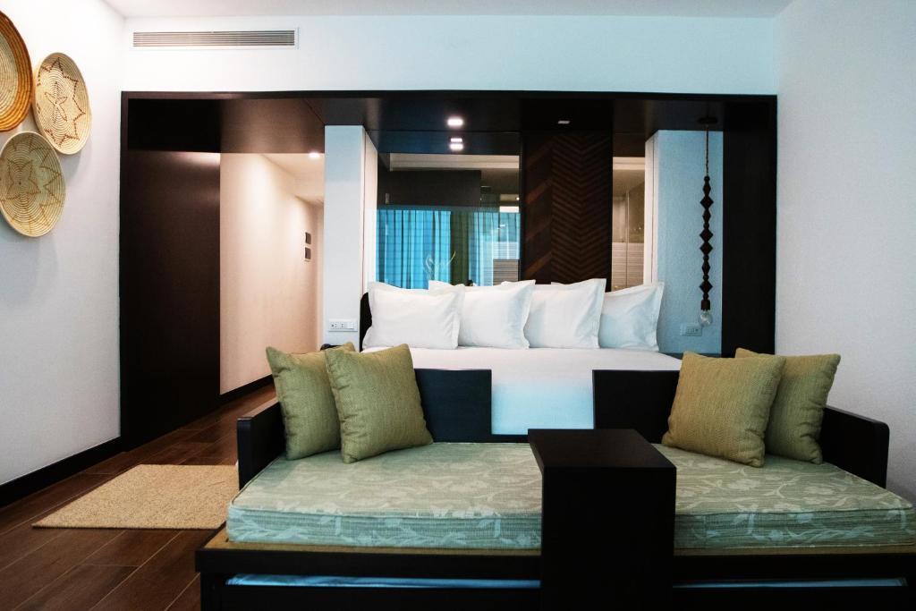 Eurobuilding Hotel & Suites Lecheria Buitenkant foto